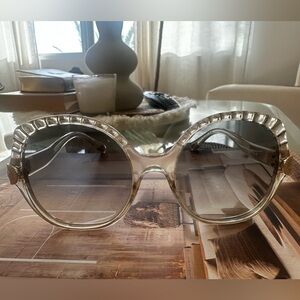 Chloé sunglasses 100 % with box
